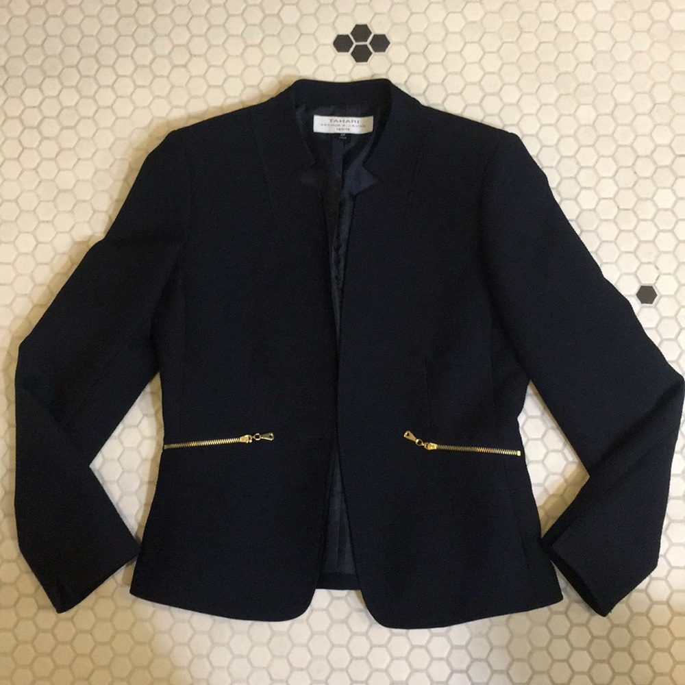 Tahari Blazer